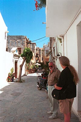 crete060601_14_ chania_tour_tony